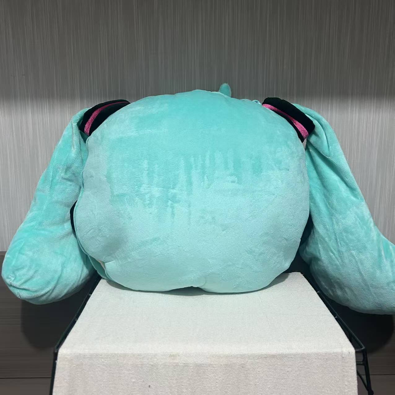 Genuine Anime Hatsune Miku hug - огляд і ціна Cosplay Fire Prop